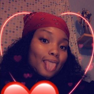 Meet your Posher, Marah